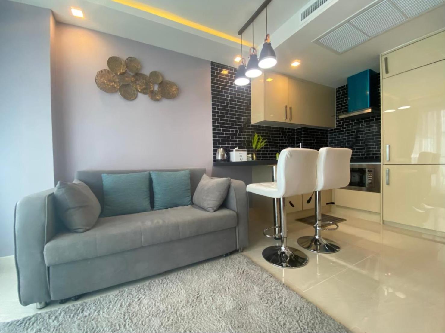 Grand Avenue Suites X Monthstayz Thailand Pattaya Dış mekan fotoğraf