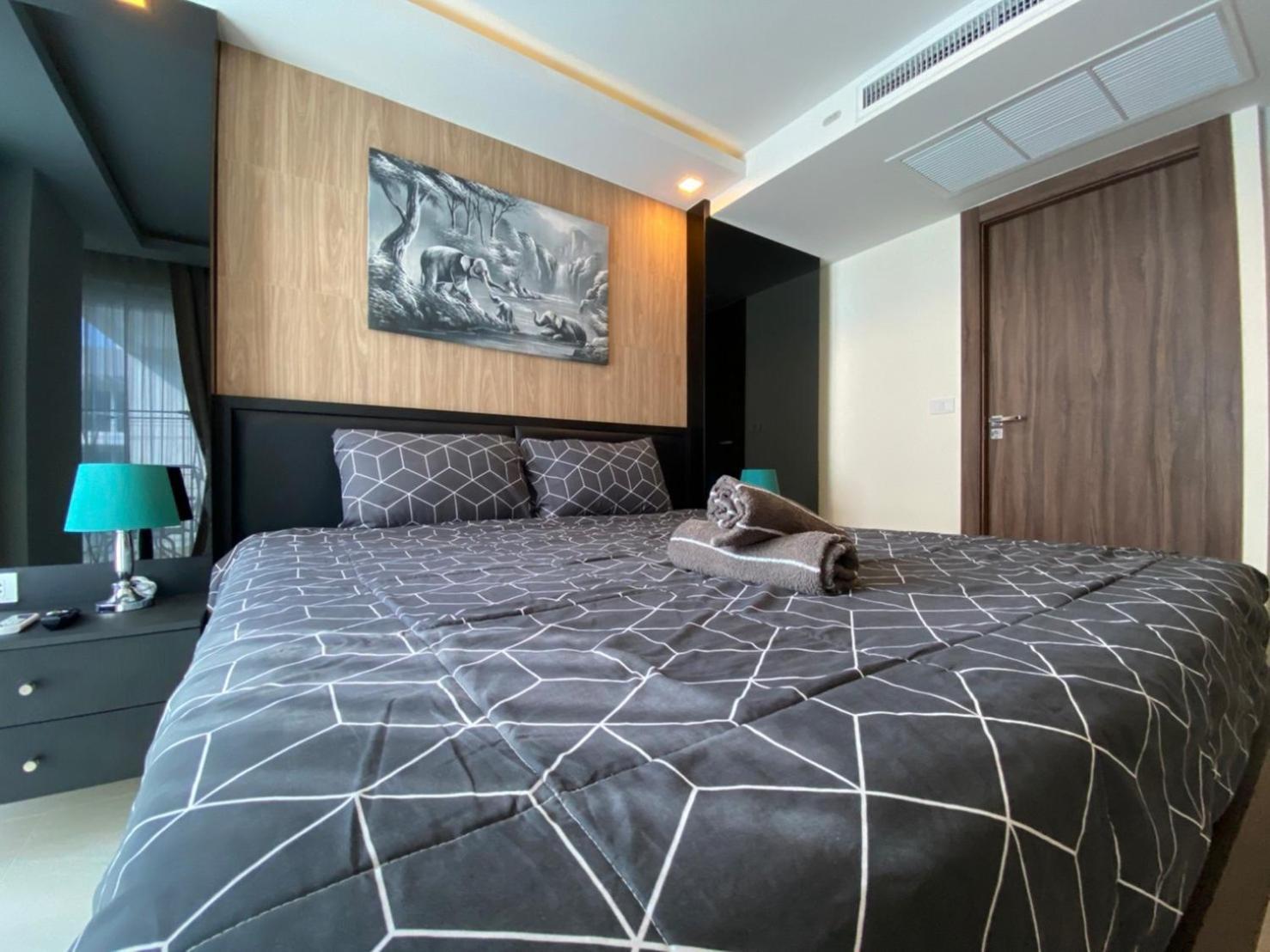 Grand Avenue Suites X Monthstayz Thailand Pattaya Dış mekan fotoğraf