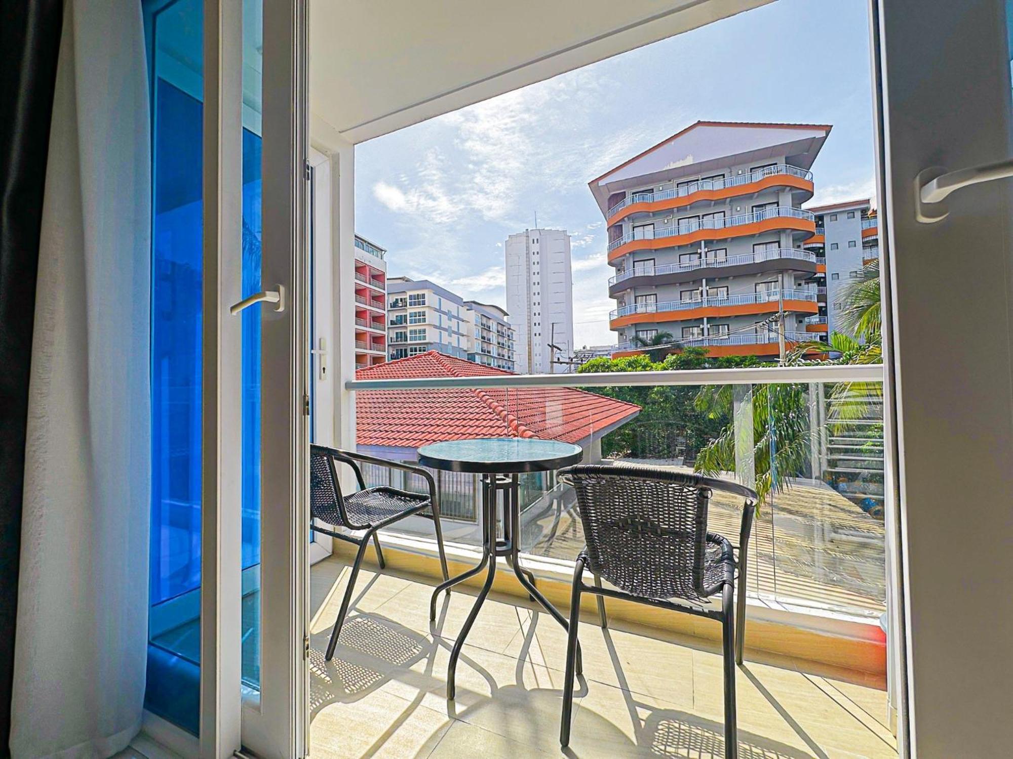 Grand Avenue Suites X Monthstayz Thailand Pattaya Dış mekan fotoğraf