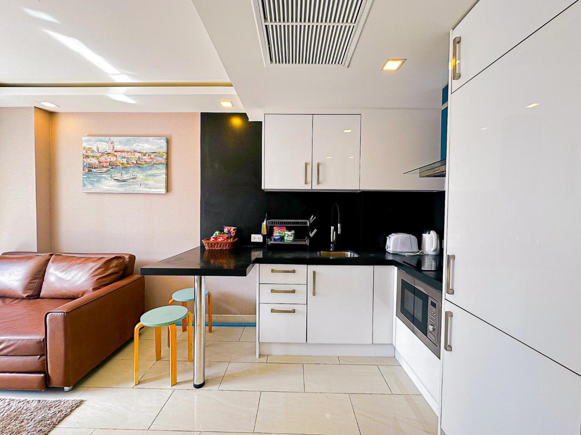 Grand Avenue Suites X Monthstayz Thailand Pattaya Dış mekan fotoğraf