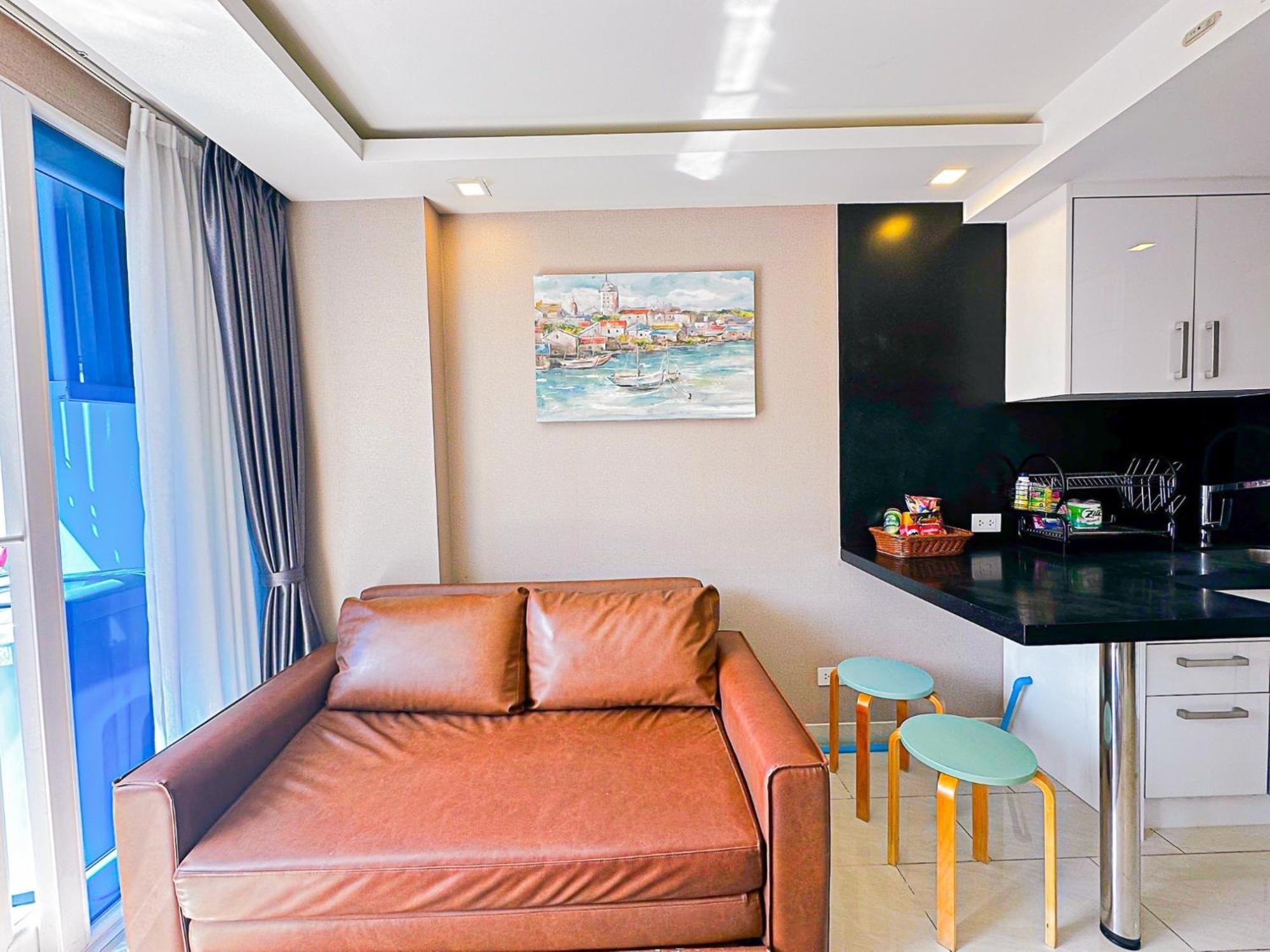 Grand Avenue Suites X Monthstayz Thailand Pattaya Dış mekan fotoğraf