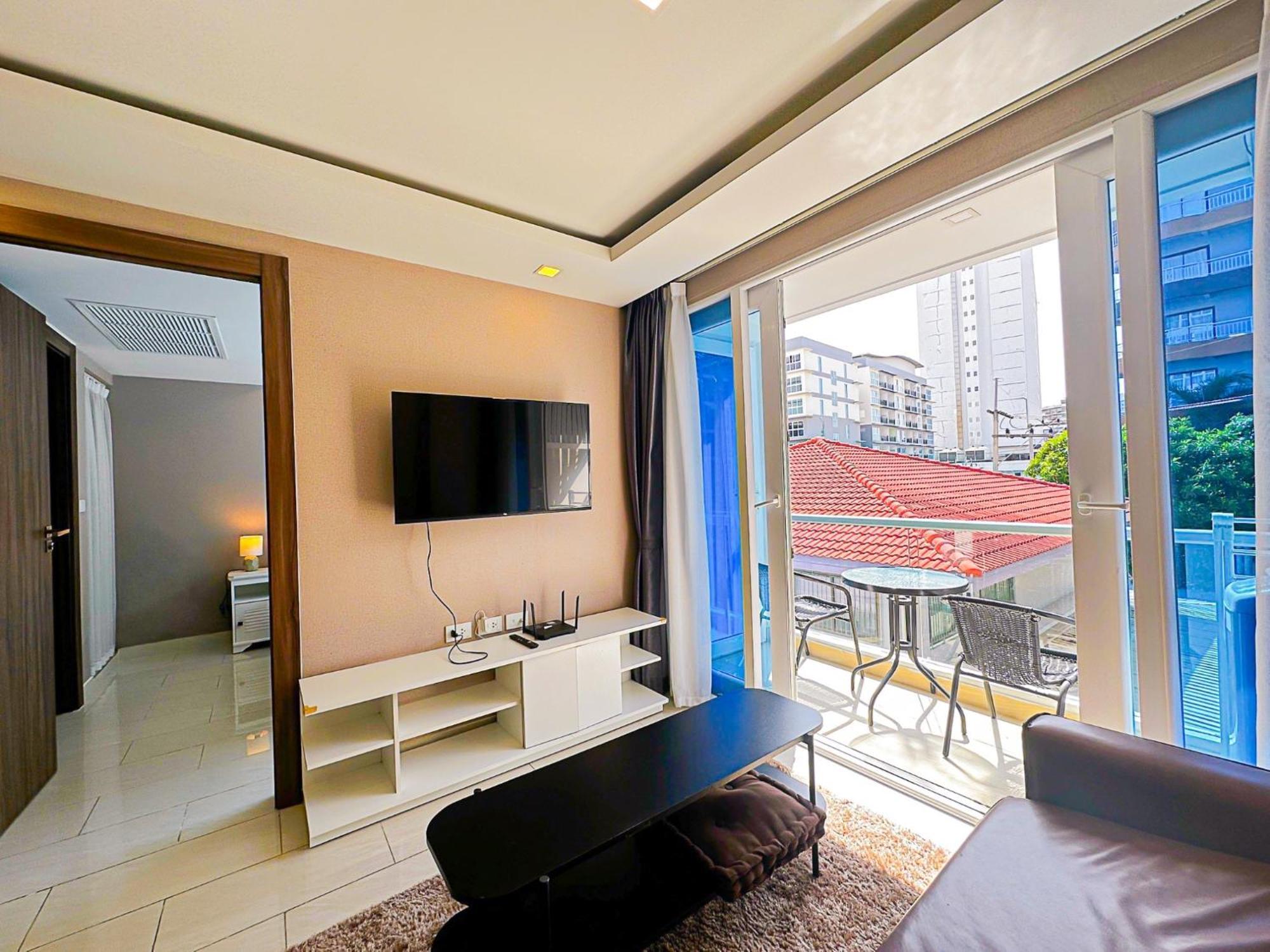 Grand Avenue Suites X Monthstayz Thailand Pattaya Dış mekan fotoğraf